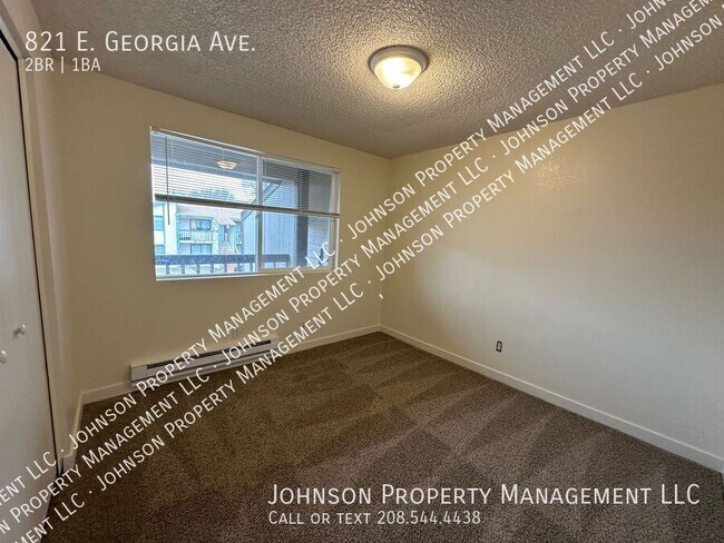 Foto del edificio - 821 E Georgia Ave