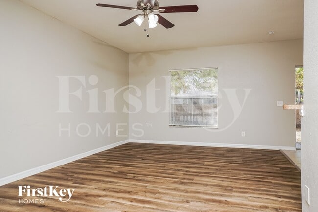 Building Photo - 3291 Moravia Ave