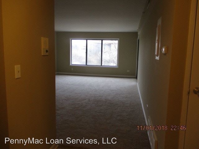 Foto del edificio - 1065 N Sterling Ave