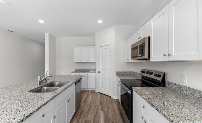 Building Photo - 21544 Rolling Streams Dr