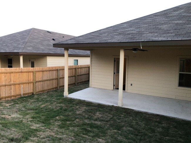 Building Photo - Westover Bluff-10155