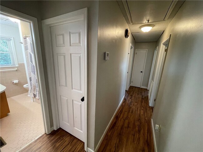 Building Photo - 202 Mahaffey Dr