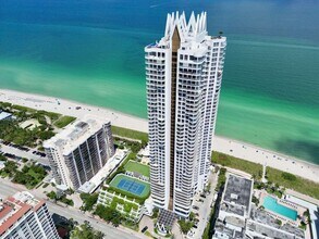 Building Photo - 6365 Collins Ave