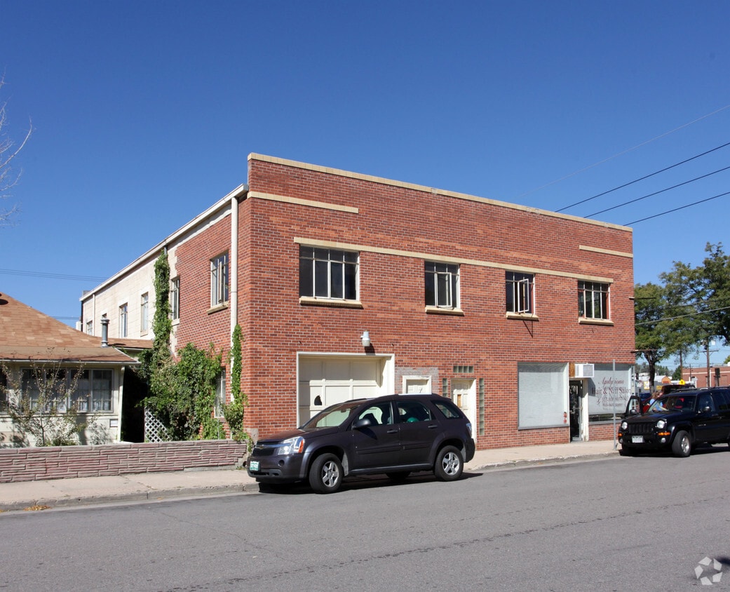 Primary Photo - Lincoln Terrace