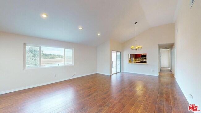 Foto del edificio - 2629 Meguiar Dr