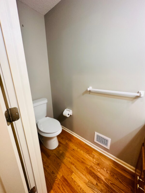 Foto del edificio - 21517 W 53rd St