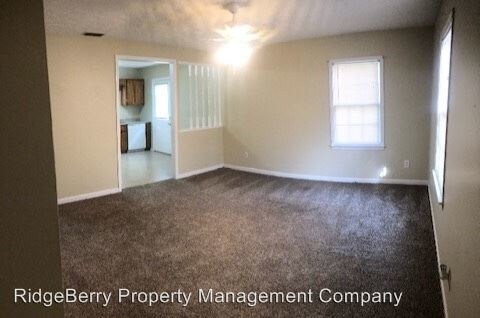 Building Photo - 2 br, 1 bath Apartment - 114 Burlington Rd