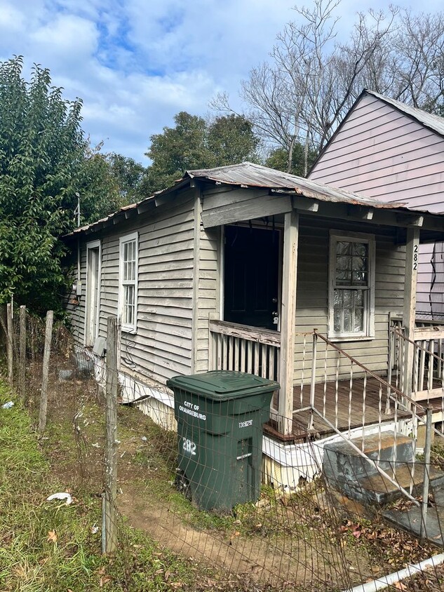 Primary Photo - Single Family Shotgun Home