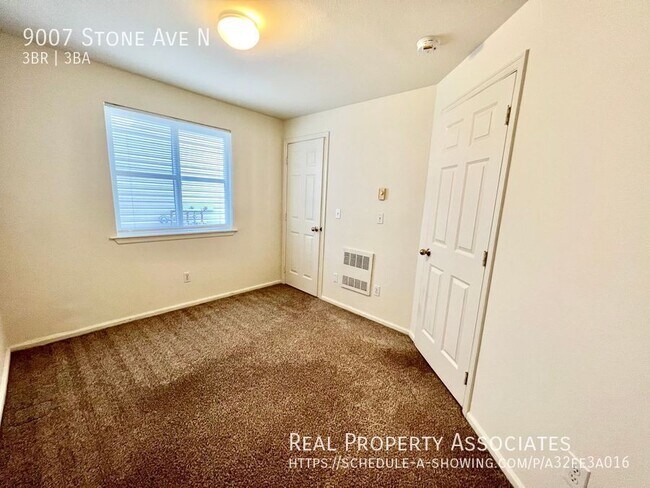 Foto del edificio - 9007 Stone Ave N