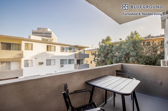 Foto del edificio - 11645 Gorham Ave