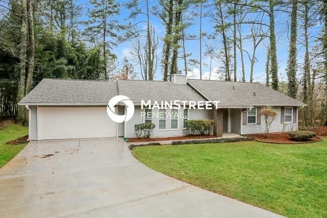Photo - 3 Bedroom Pet-Friendly Home in Lithonia, GA with Main Street Renewal