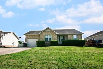 Building Photo - 3258 Tabby Dr