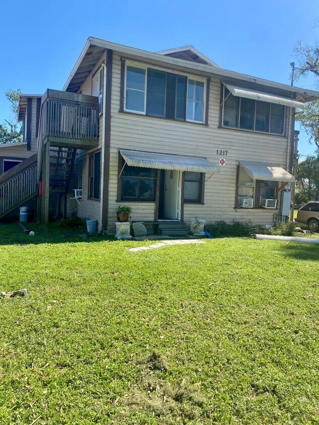 Primary Photo - Bradenton Nine