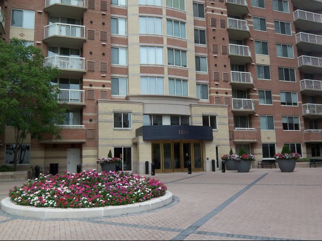 Foto principal - 1331 S Eads St