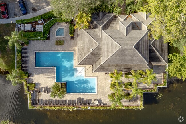 Pool - Citation Way Condominiums