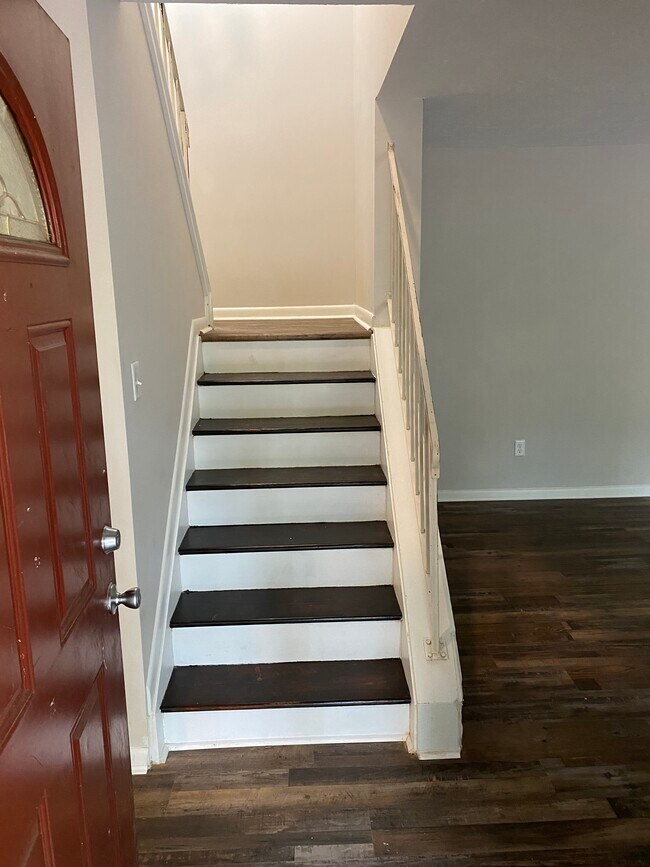 8555 Island Pines Dr, Maineville, OH 45039 Townhome Rentals in