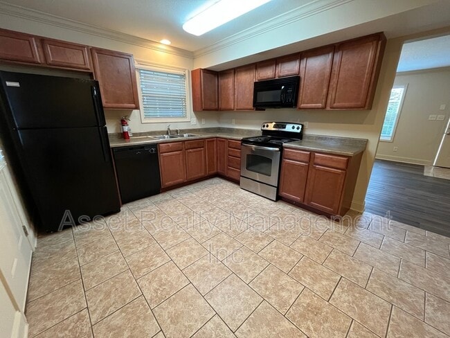 Building Photo - 4722 Forest Landing Way