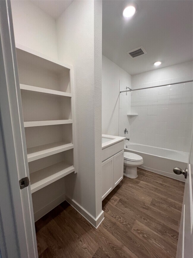 Building Photo - 6324 Ambrose Peak Ln