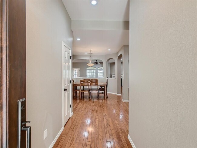 Building Photo - 14917 Banbridge Trail