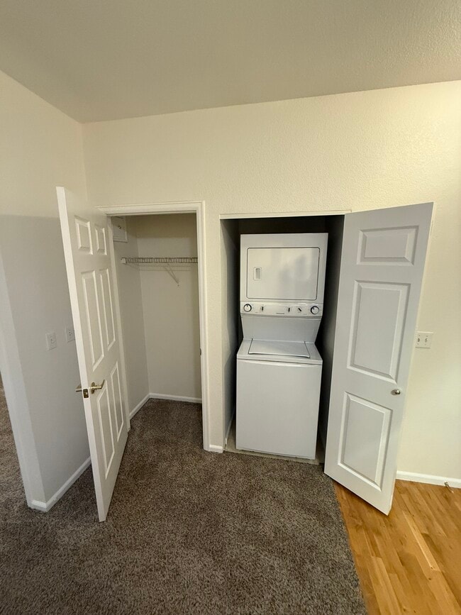 Building Photo - 2896 W Riverwalk Cir