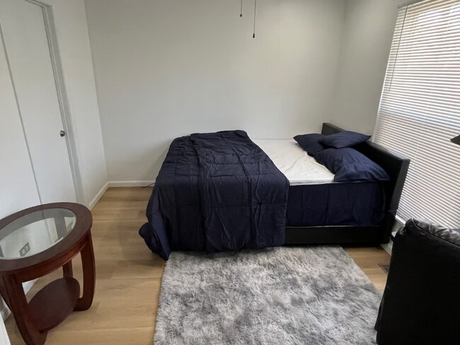 Foto del edificio - 771 Marilyn Ave