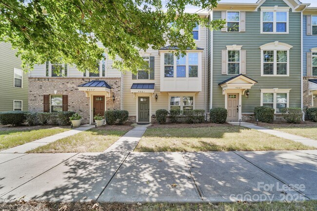 Foto del edificio - 4061 Zilker Park Dr