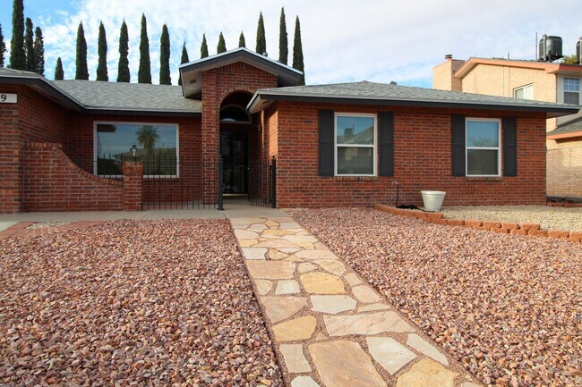Building Photo - 1809 Pueblo Alegre Dr