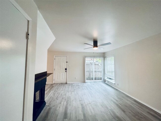 Building Photo - 5989 Allday Dr