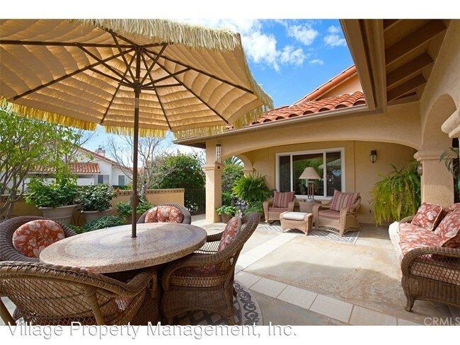 Building Photo - 975 Ridge Heights Dr
