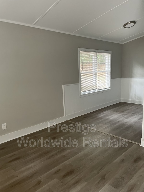 Building Photo - 849 Goodson Dr