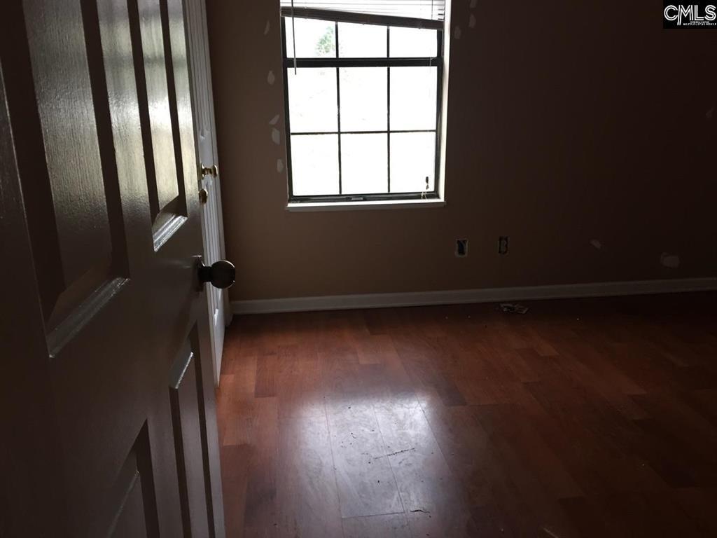 Building Photo - 110 Villa Ct