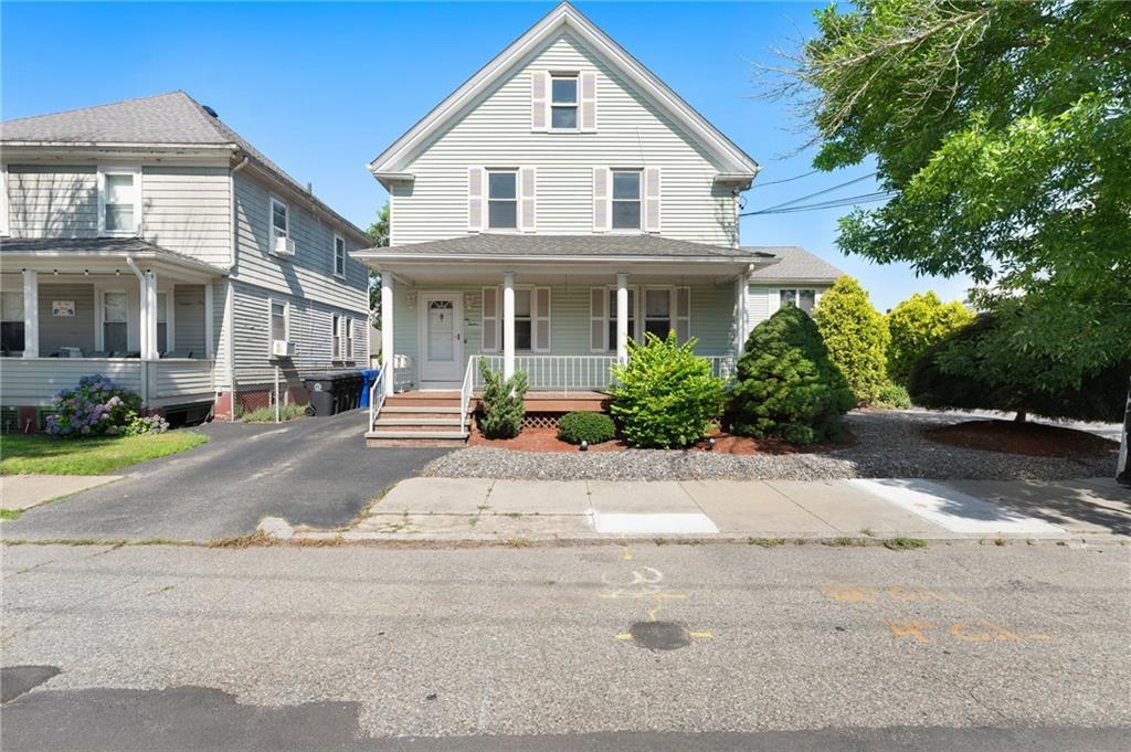 Primary Photo - 212 Summit St