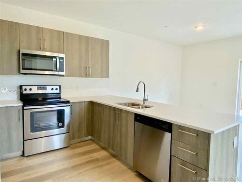 Building Photo - 171 NW 158th St