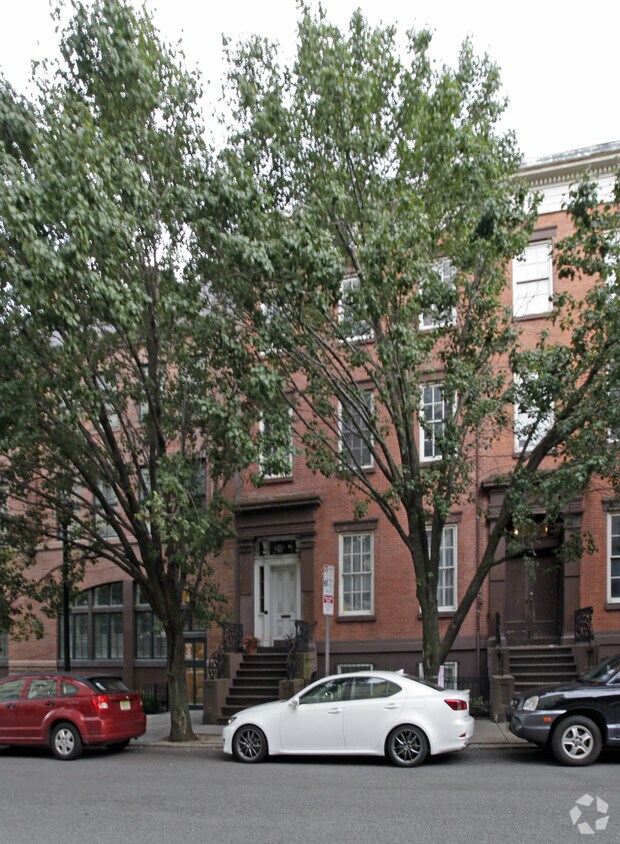 Foto del edificio - 77 Grand St
