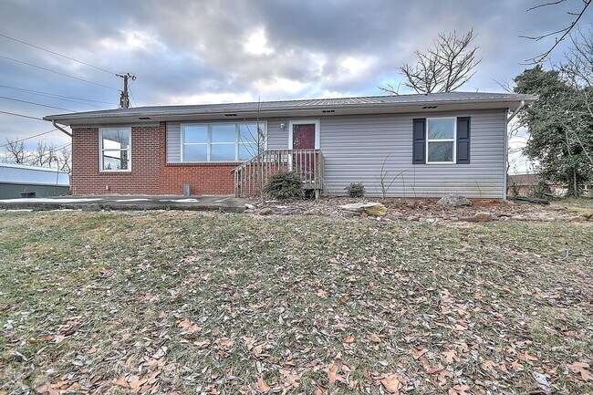 Foto del edificio - 108 Cottonwood Dr