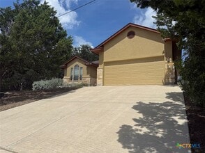 Building Photo - 270 Delanoy Dr