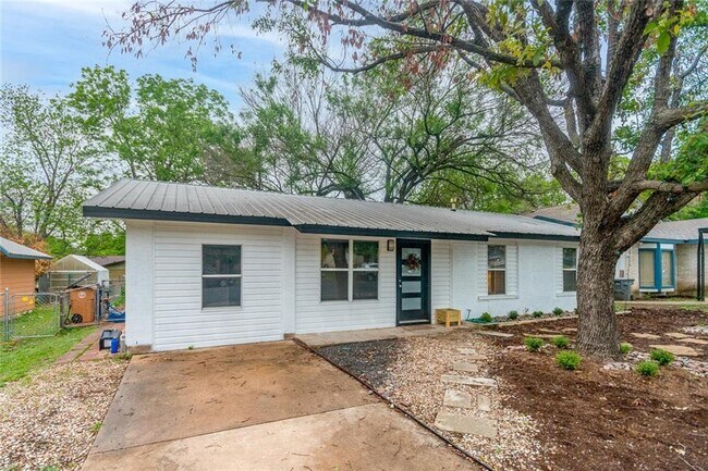 Building Photo - 1208 Turtle Creek Blvd