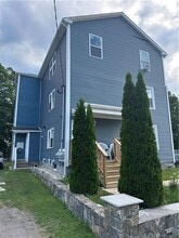 Building Photo - 47 Laval St