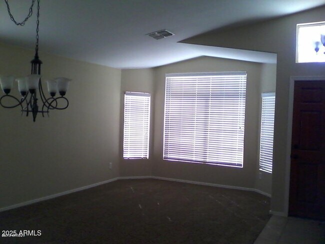 Building Photo - 1570 W Ivanhoe Ct