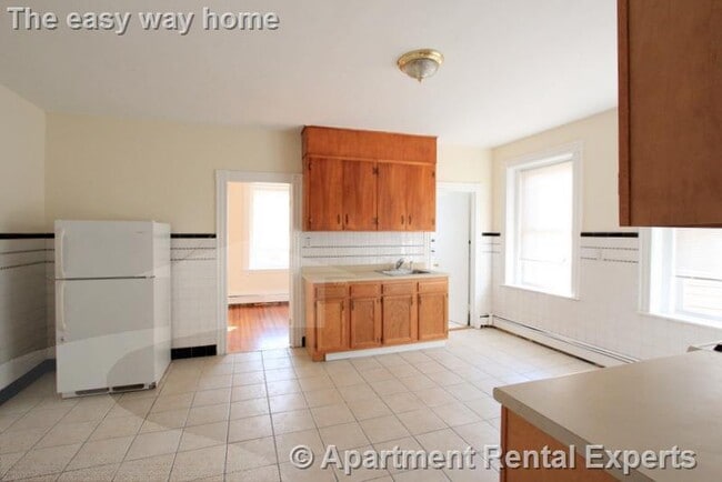 Photo - 10 Winter St Apartment