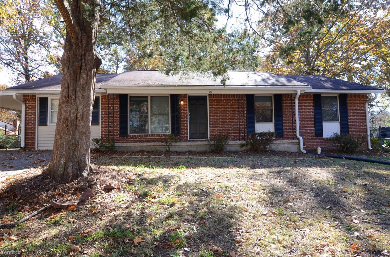 Primary Photo - 3 br, 2 bath House - 558 Roxbury Drive