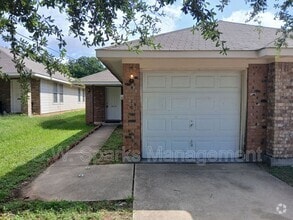 Building Photo - 13655 Biggs St
