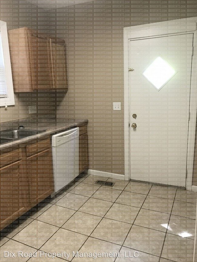Building Photo - 3 br, 1 bath House - 423 Miami Street,