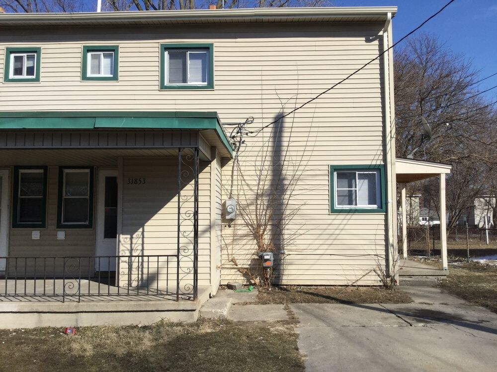 Primary Photo - Westland Duplex