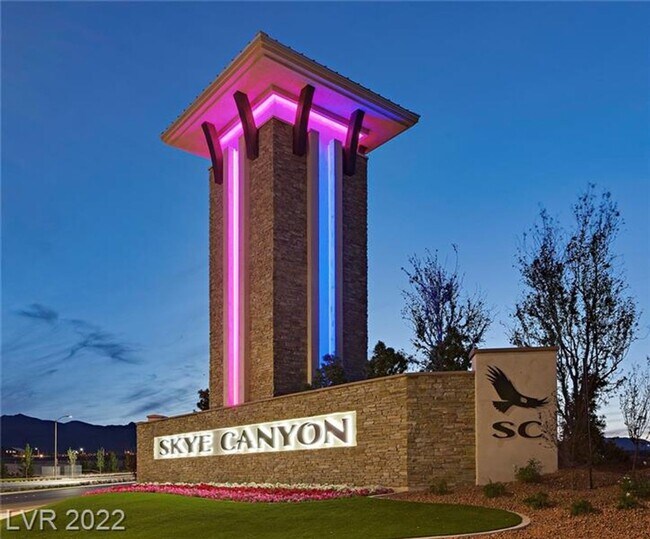 Building Photo - BEAUTIFUL HOME IN SKYE CANYON IN GATED COM...
