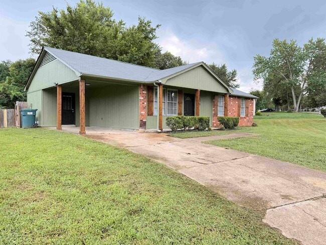Building Photo - 3884 Kerston Dr