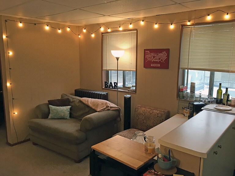 440 Hawthorne Ct, Madison, WI 53715 Apartments in Madison, WI