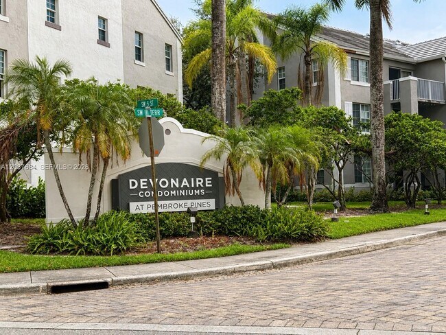 Foto del edificio - 711 SW 111th Way