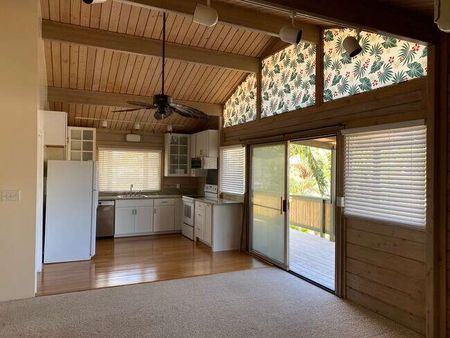 Great Room - 40 Nohokai St