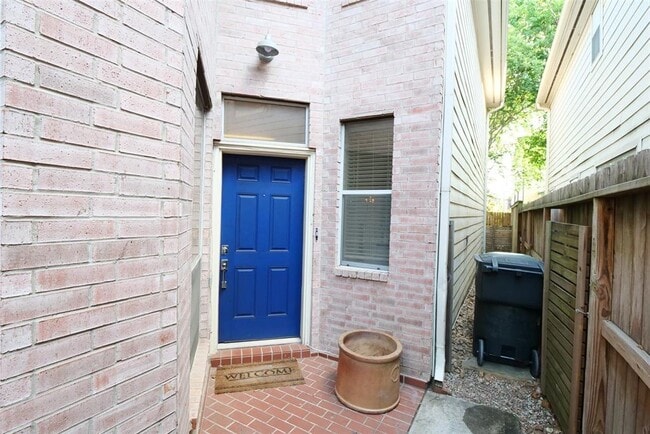 Building Photo - 4914 Maxie St